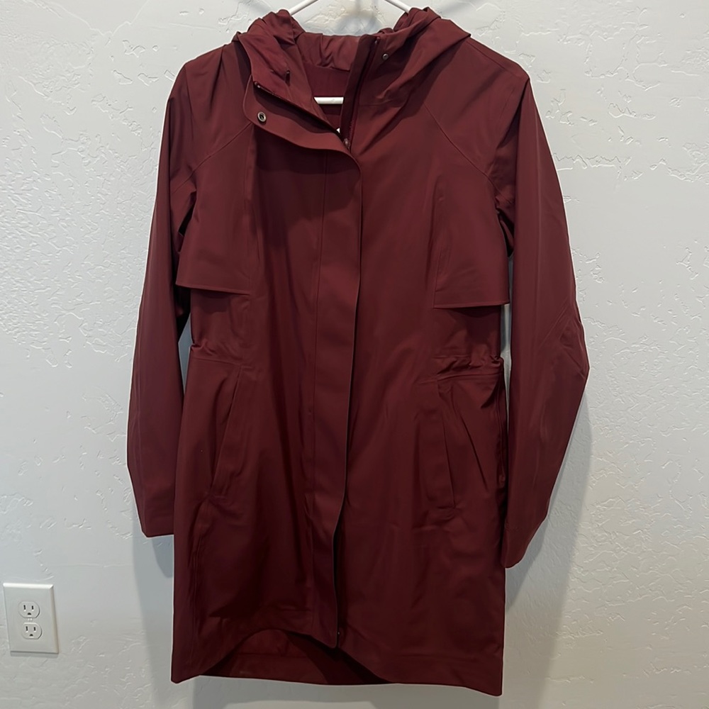 Lululemon rain coat